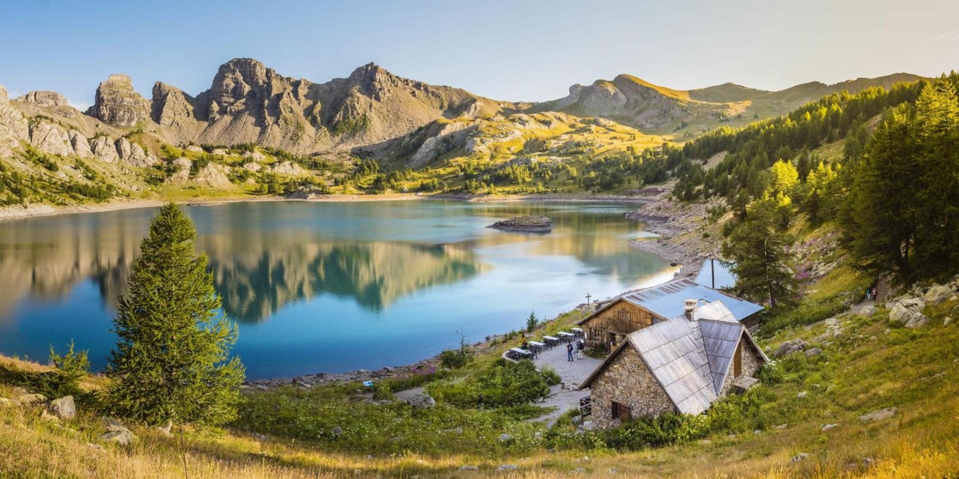 Hotel Plein Soleil Алос Екстериор снимка
